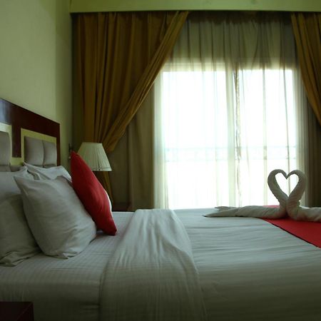 Ruwi Hotel Apartments, Sharjah Exterior photo