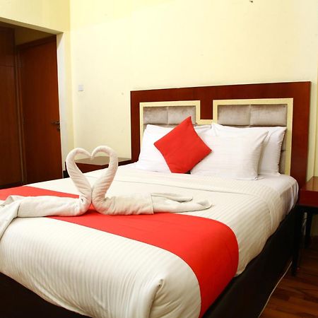 Ruwi Hotel Apartments, Sharjah Exterior photo