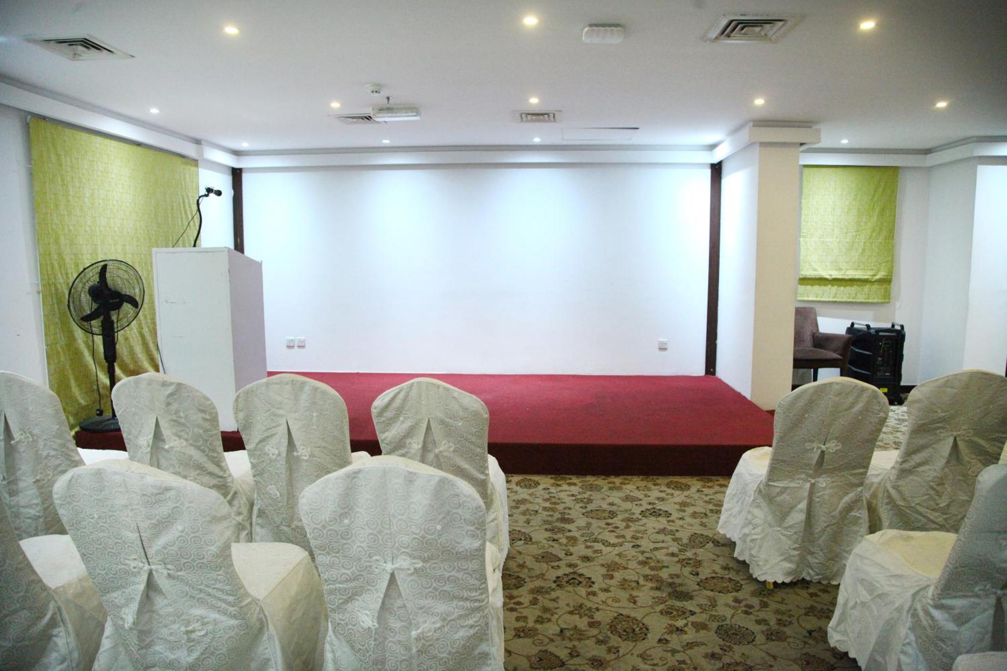 Ruwi Hotel Apartments, Sharjah Exterior photo