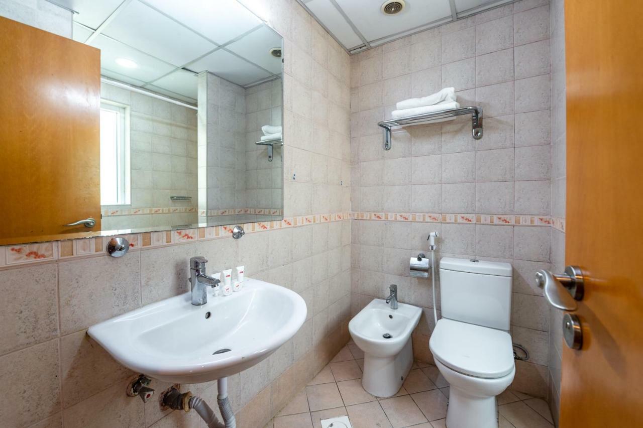 Ruwi Hotel Apartments, Sharjah Exterior photo